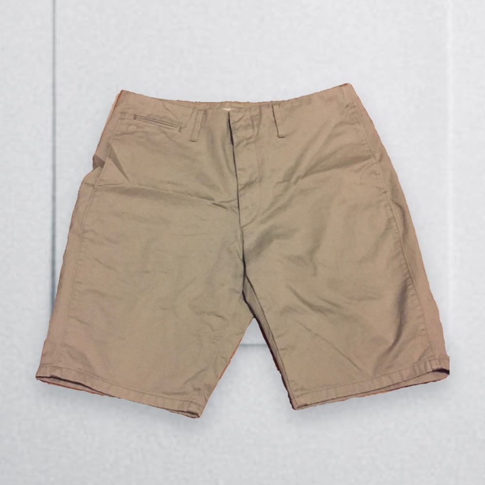 beige chino shorts Uniqlo Lemaire